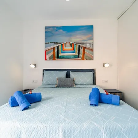 Brisas Del Poniente ベニドルム