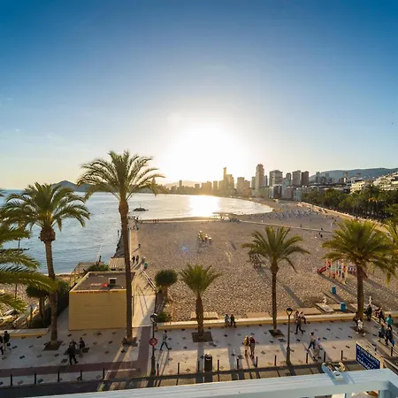 Brisas Del Poniente アパート *