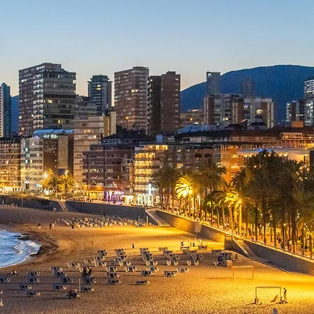 Brisas Del Poniente شقة